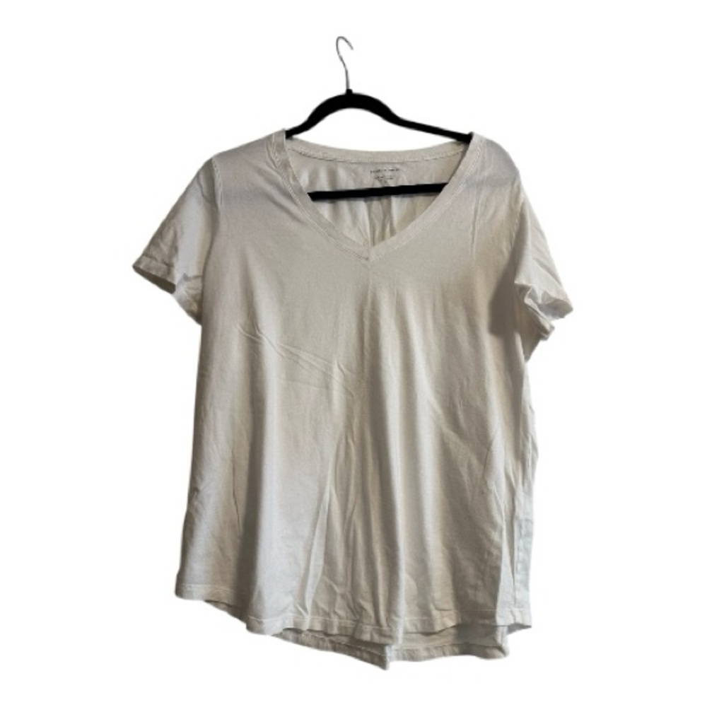 Banana Republic White V-Neck Short Sleeve Tee